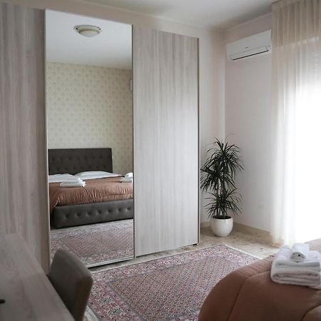 Blancohouse - Berto Luxury Rimini Centro Storico公寓 外观 照片