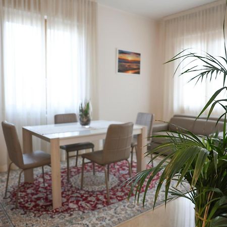 Blancohouse - Berto Luxury Rimini Centro Storico公寓 外观 照片