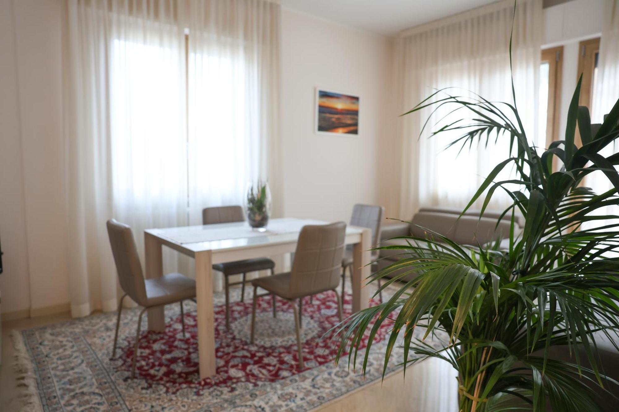 Blancohouse - Berto Luxury Rimini Centro Storico公寓 外观 照片