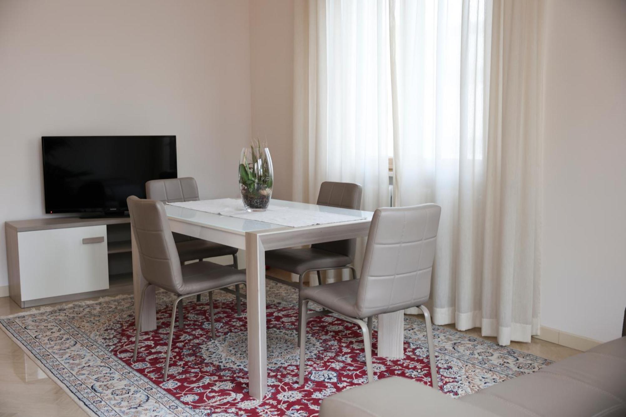 Blancohouse - Berto Luxury Rimini Centro Storico公寓 外观 照片